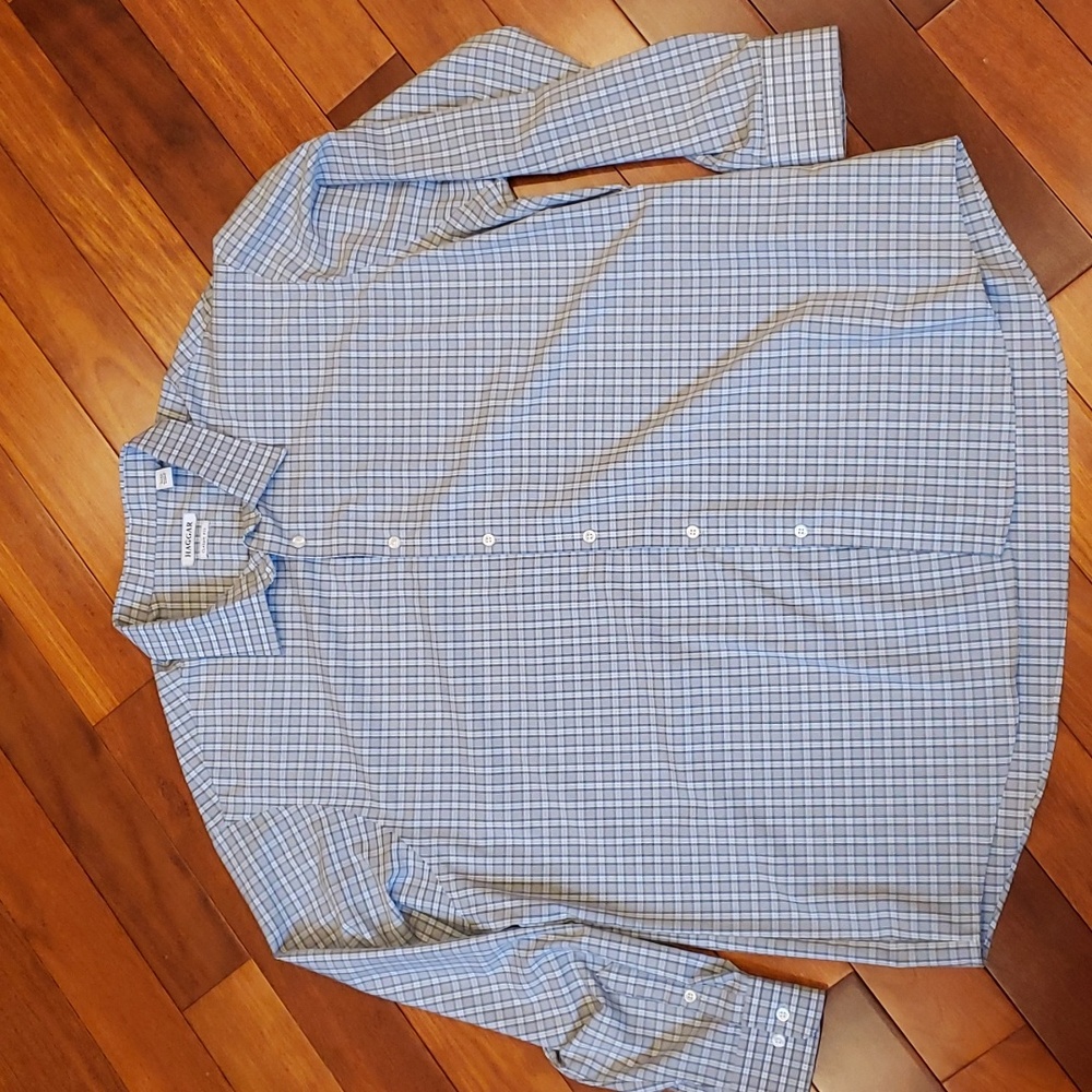 Haggar men's 18 18 1/2   34/35 plaid button up shirt.
